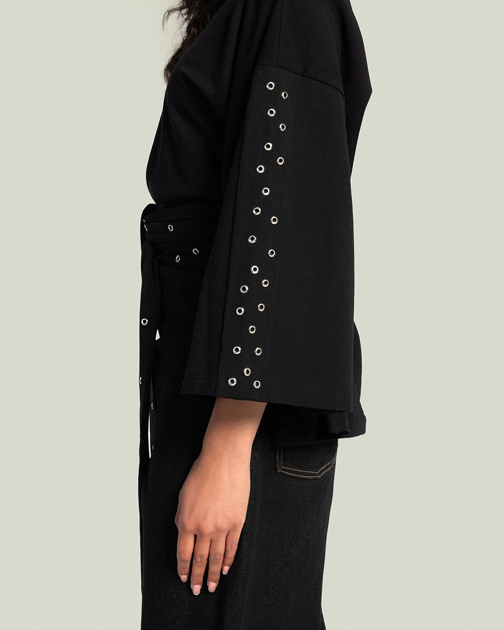 The Multi-Way Eyelets T-shirt Noir