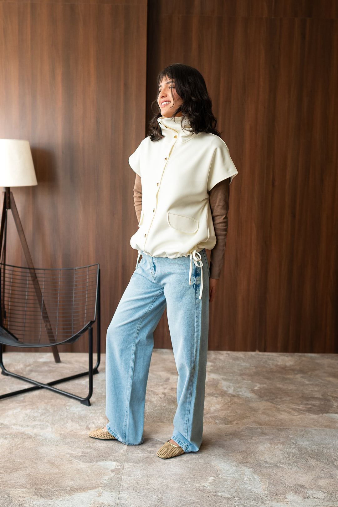 The High-Collar Vest - Cream