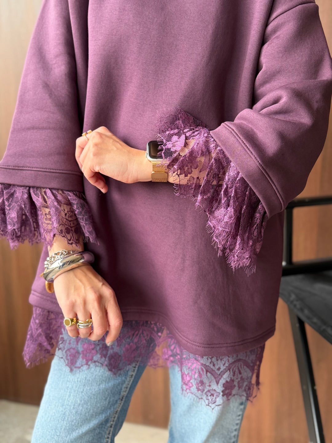 The Lail Sweatshirt- Burgundy