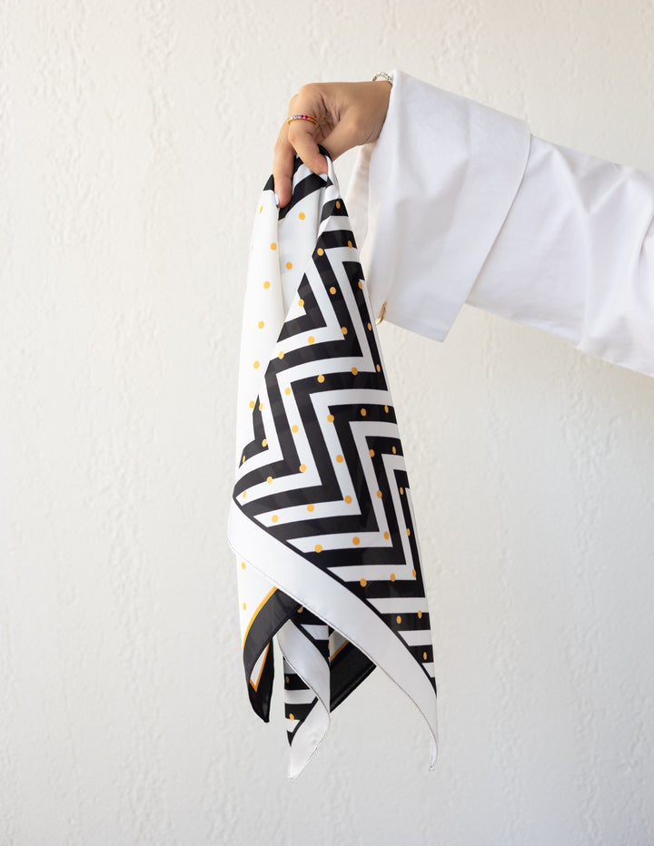 Polka Pulse Black&White Square Scarf
