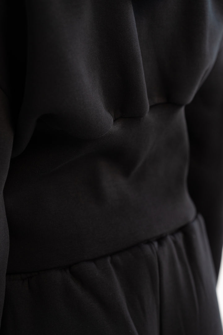 The Long Waist Hoodie - Black