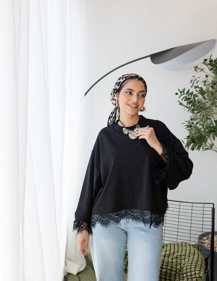 Black Cropped Dentelle T-shirt