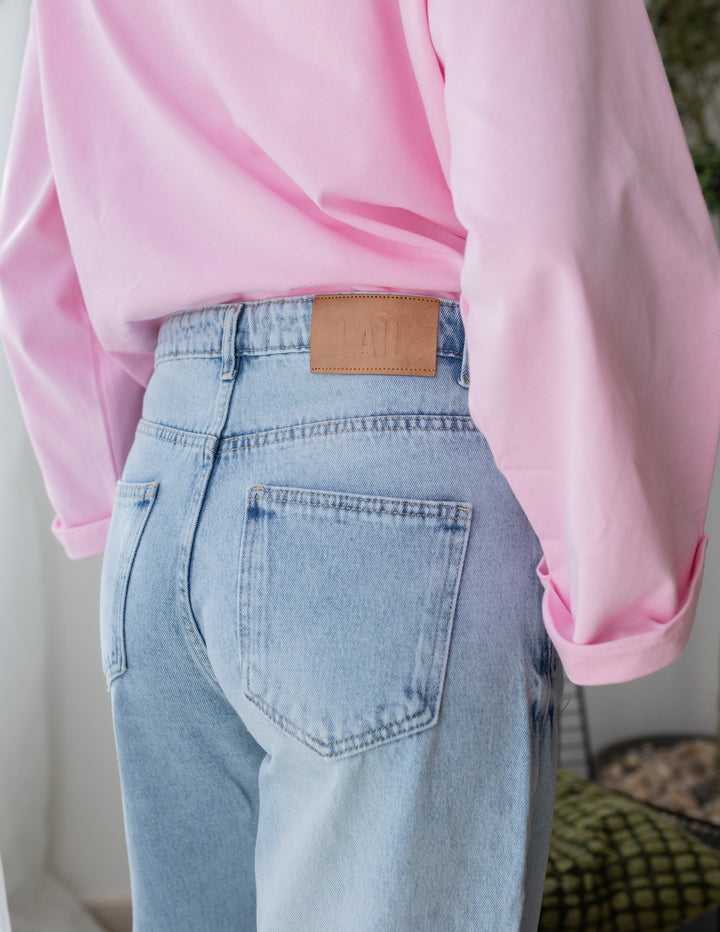 Cross Waist Light Jeans