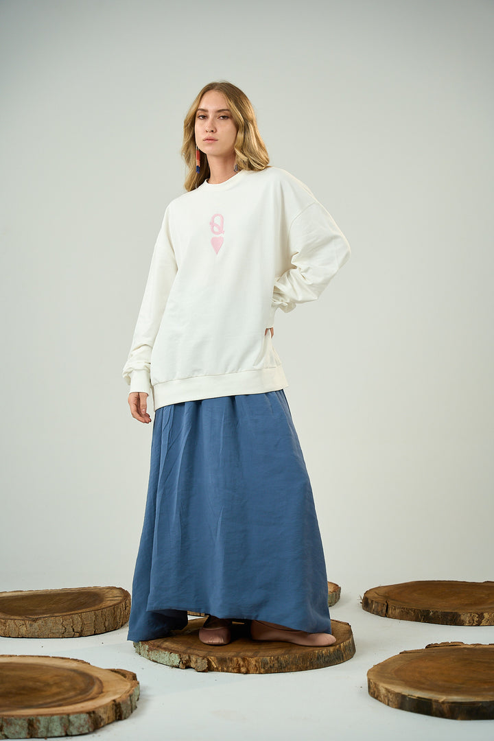 White Queen Crewneck