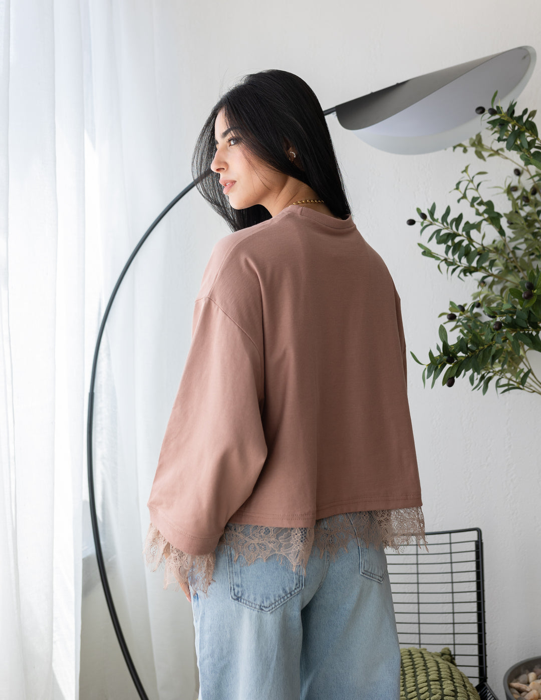 Peach Brown Cropped Dentelle T-shirt