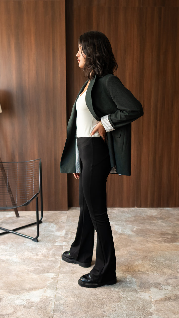 The Essential Flare Leggings