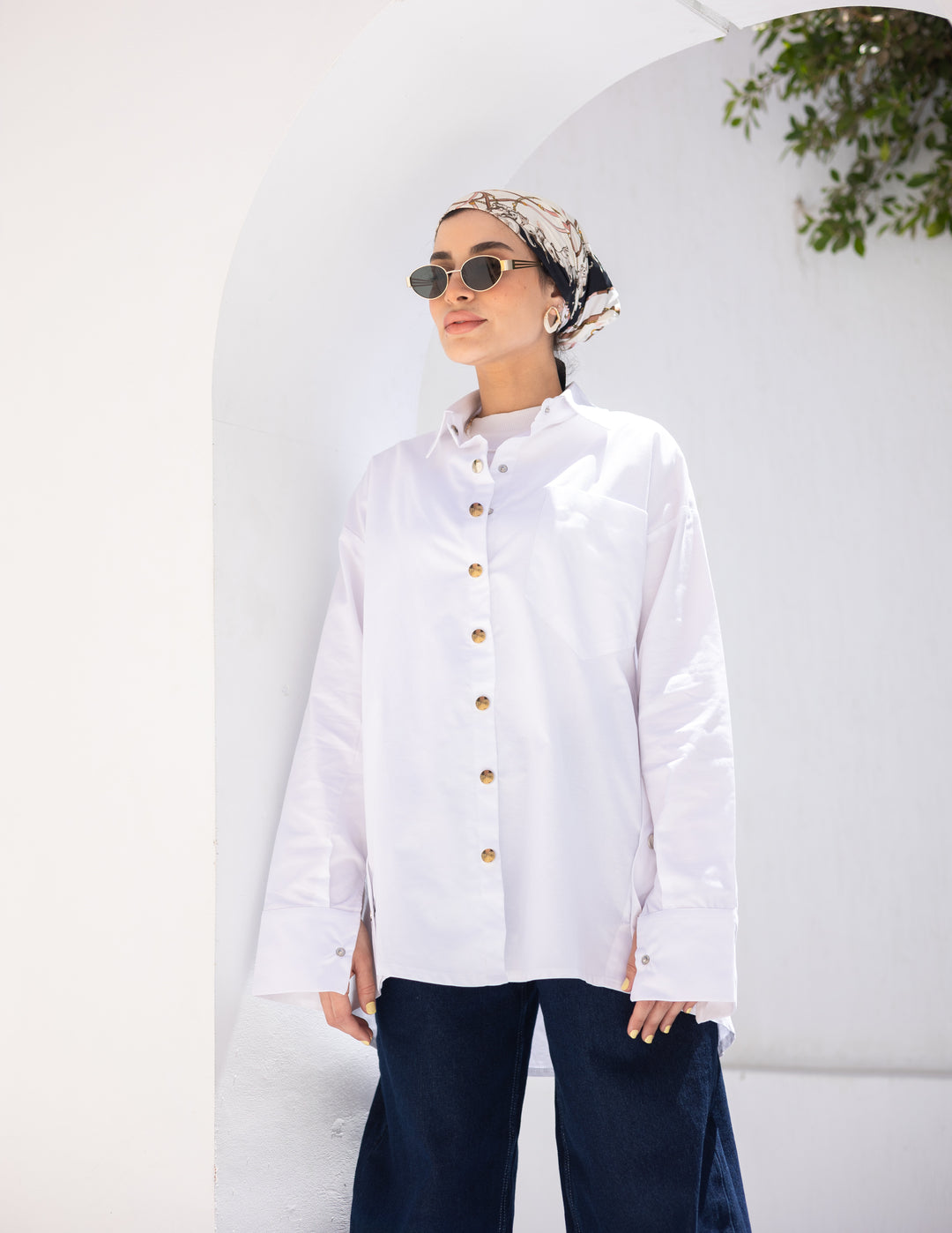 White Buttons Shirt