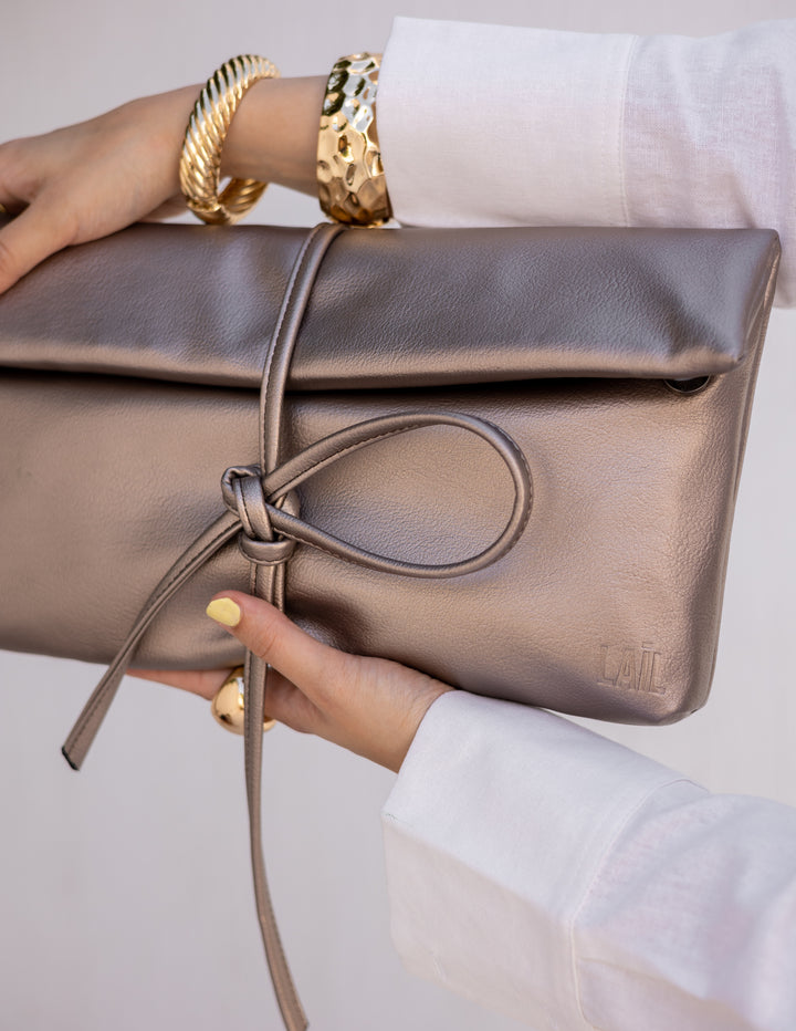 Lail Leather Clutch -Shimmer